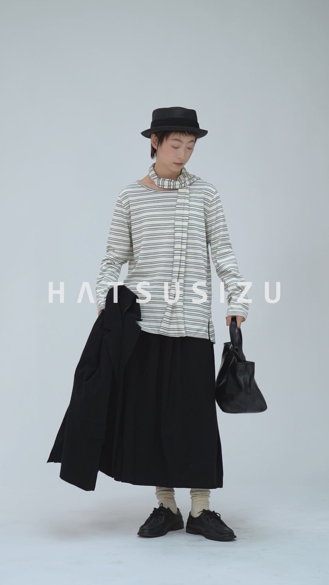 エッグシルエットスカート