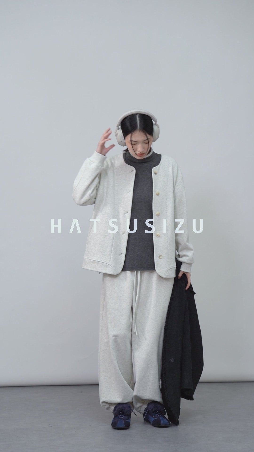 クルーネック立体スウェット