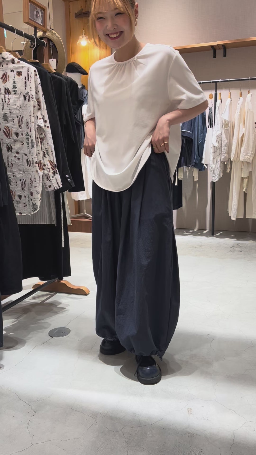 バルーンシルエットワイドパンツ
