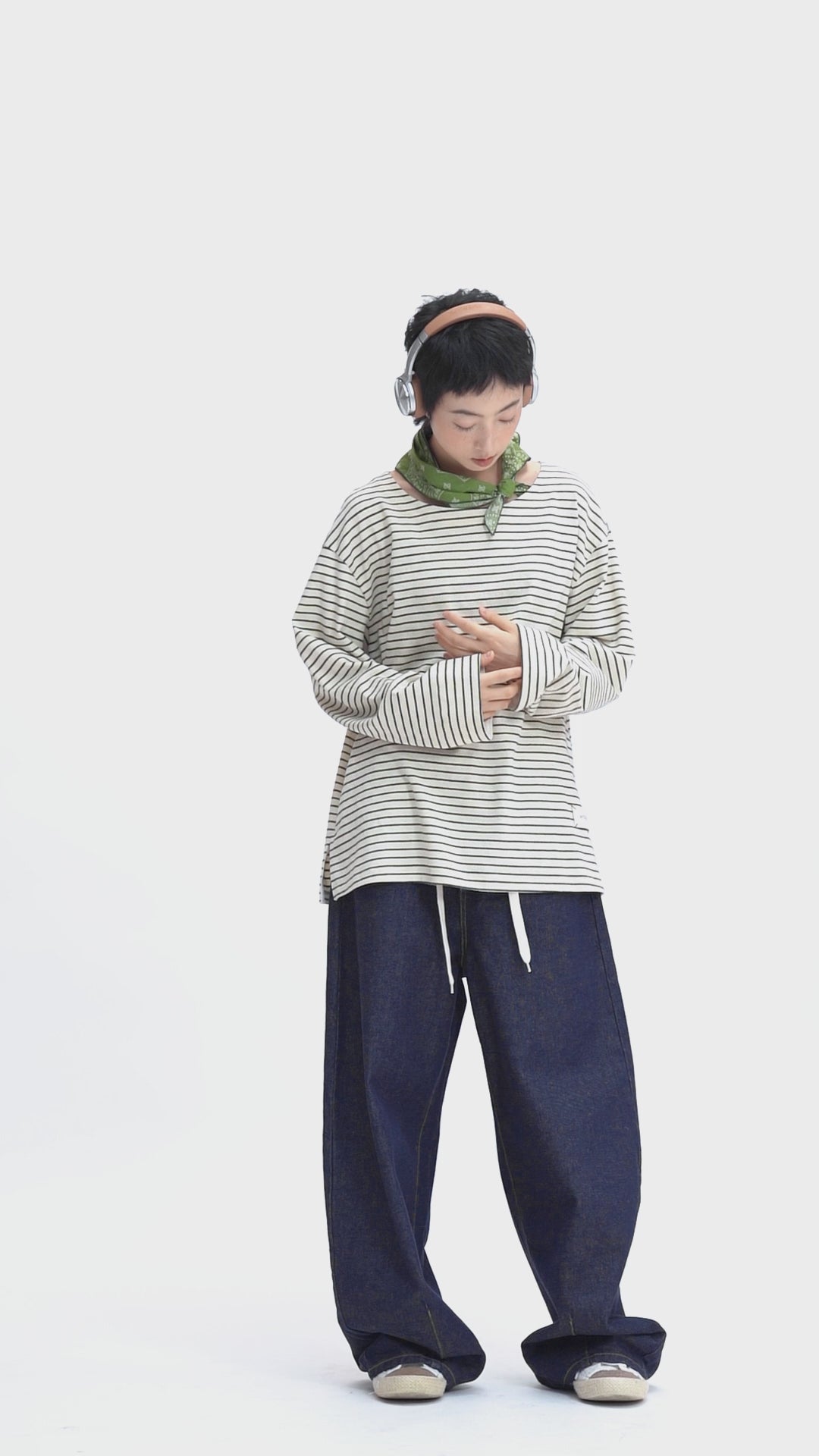 ストレートデニム