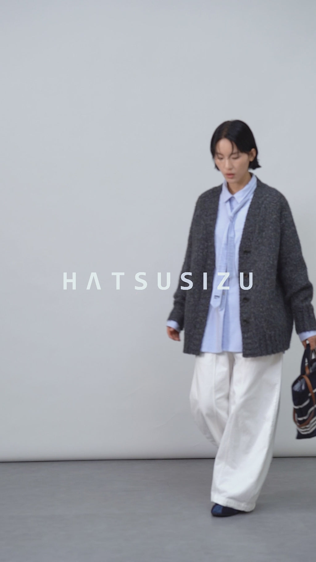 北欧風ローゲージカーディガン