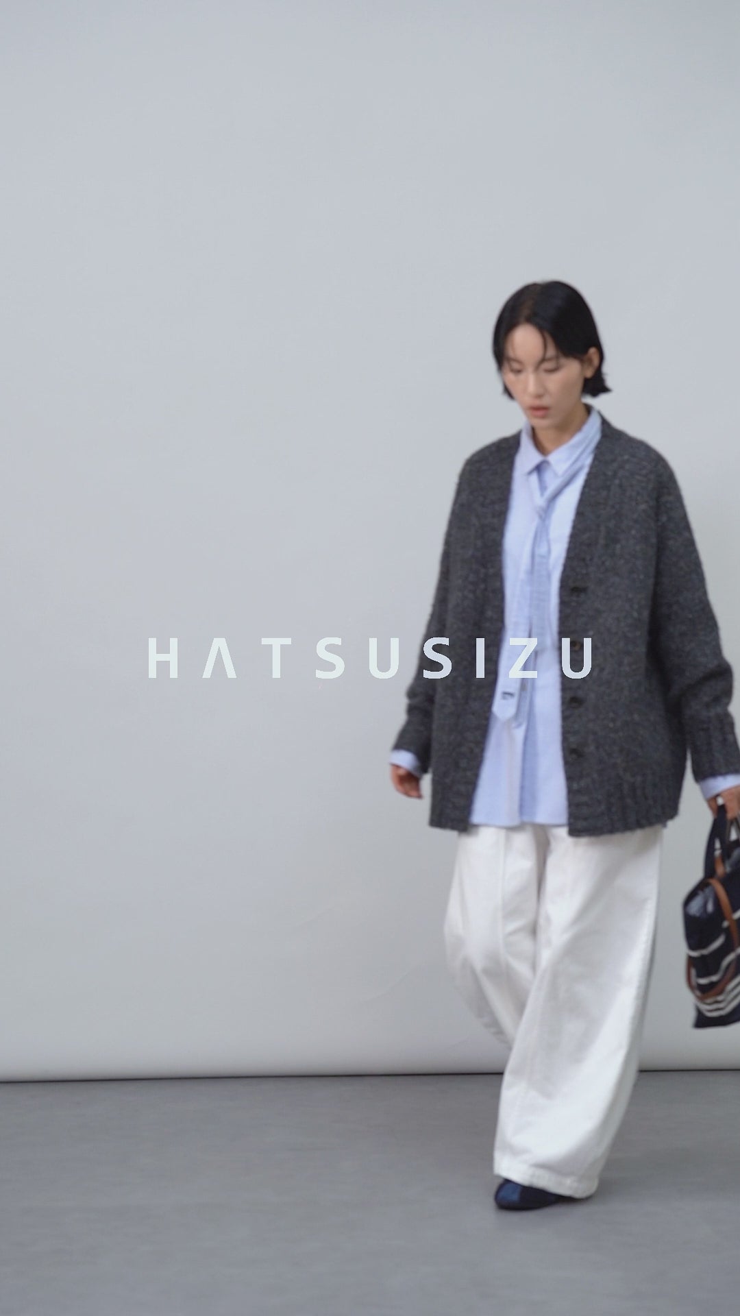 北欧風ローゲージカーディガン