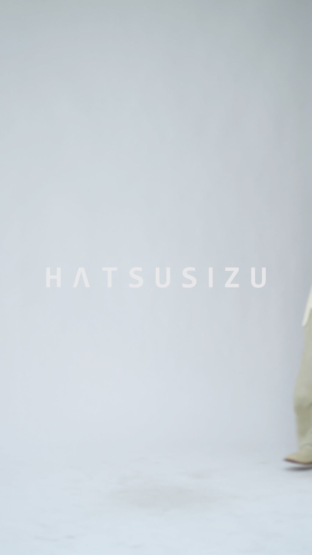 紐付き比翼仕立て長袖シャツ