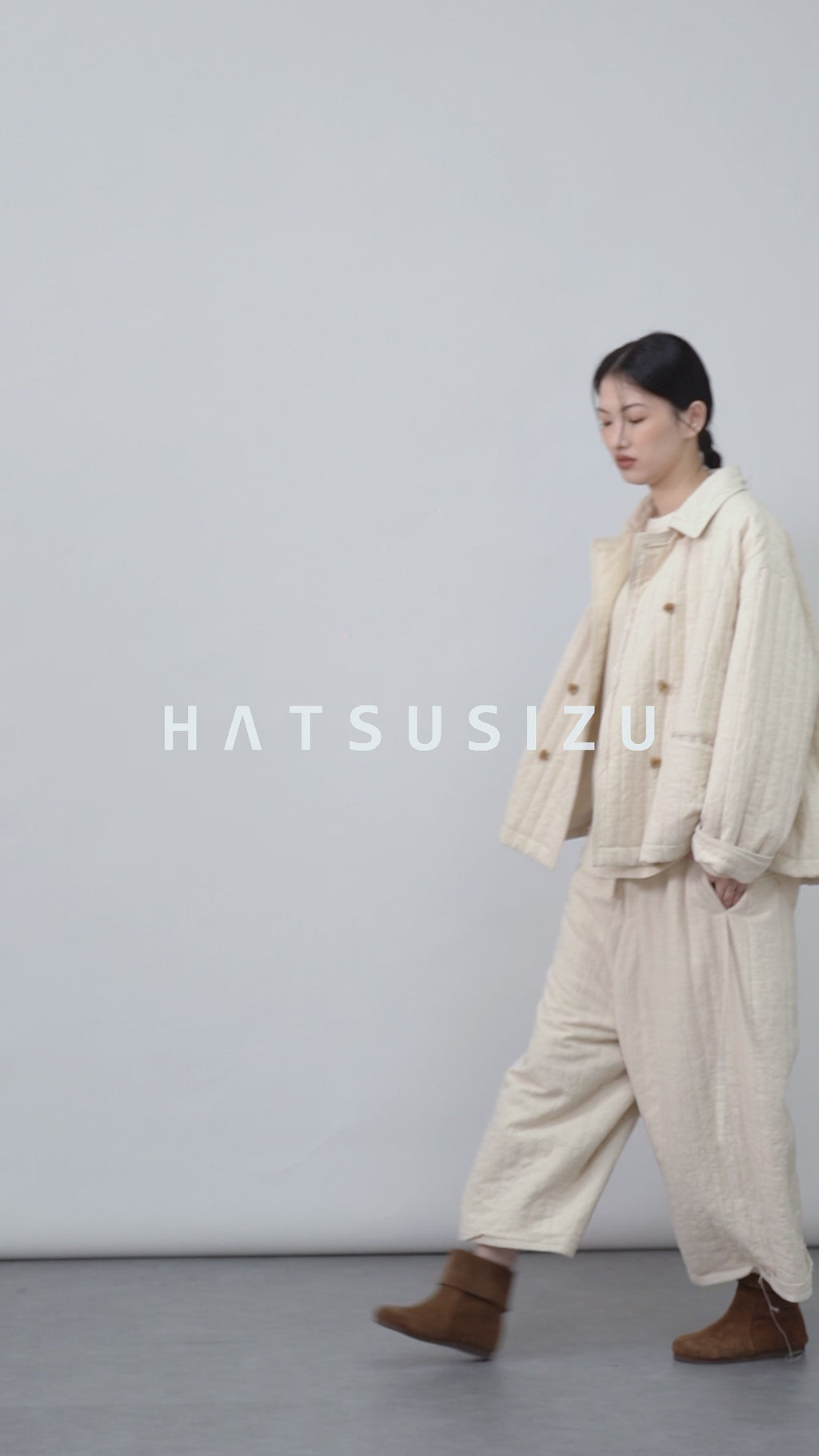 リネン中綿ジャケット（襟付）